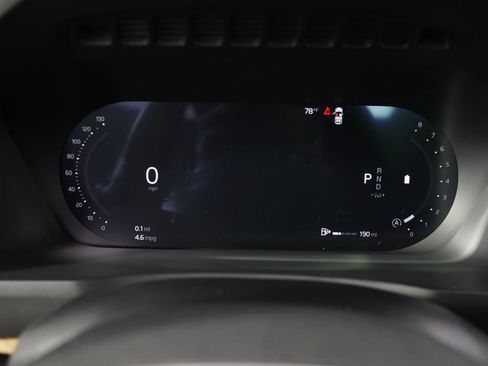 Used 2025 Volvo XC90 B6 Plus AWD/4WD image 25