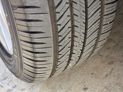 Used 2018 BMW 320i Sedan image 40