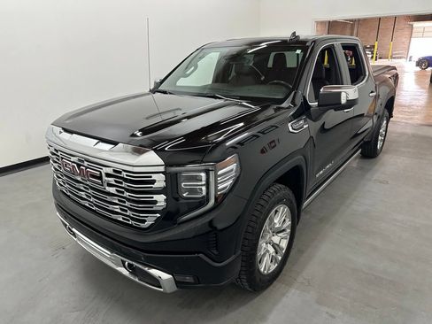 Used 2022 GMC Sierra 1500 Denali AWD/4WD image 23