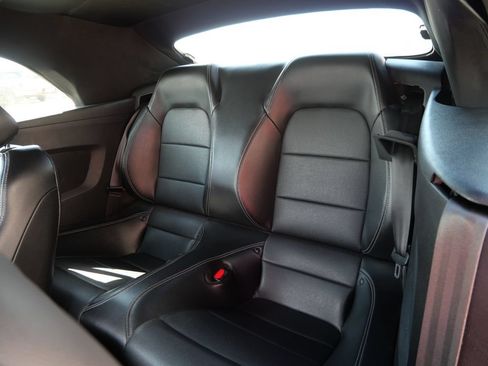 Used 2022 Ford Mustang Premium RWD image 17