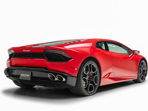 Used 2016 Lamborghini Huracan LP 580-2 RWD image 5