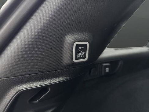 Used 2025 Jeep Grand Cherokee Summit w/ Obsidian Package image 16