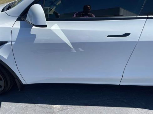 Used 2021 Tesla Model Y Performance AWD/4WD image 25