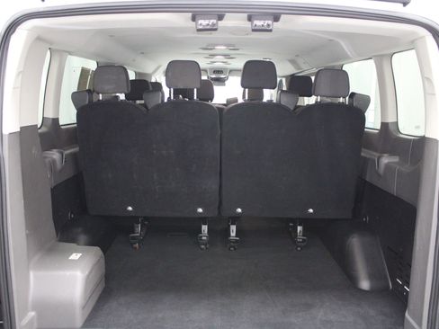 Used 2023 Ford Transit 350 XLT RWD image 17