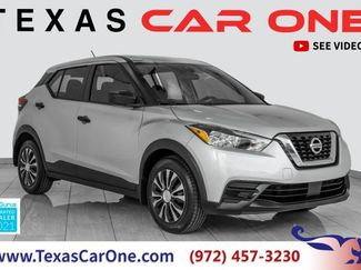 Used 2020 Nissan Kicks S image 1