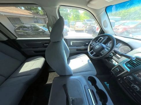 Used 2016 RAM 2500 SLT AWD/4WD image 33
