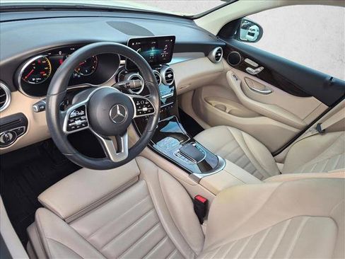 Used 2021 Mercedes-Benz GLC 300 image 9