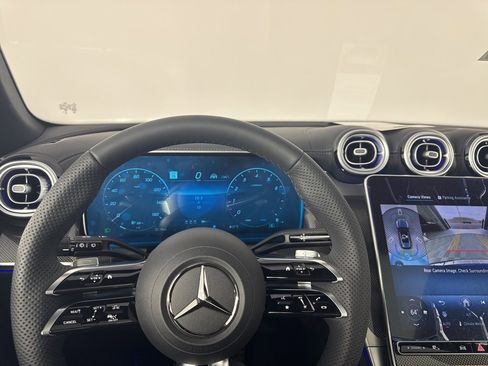 New 2026 Mercedes-Benz GLC 300 4MATIC image 36