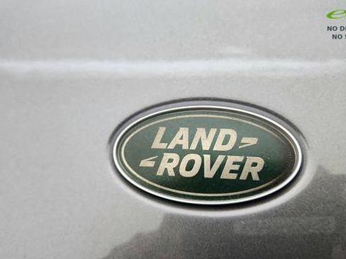 Used 2018 Land Rover Discovery HSE Luxury AWD/4WD image 19