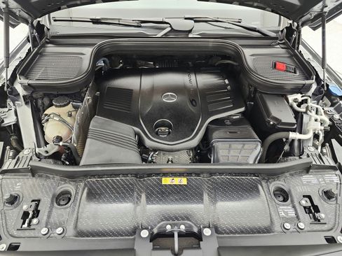 Used 2020 Mercedes-Benz GLS 450 4MATIC image 39