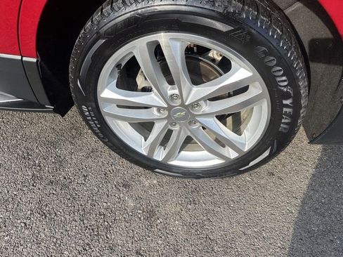 Used 2019 Chevrolet Equinox LT w/ Lights and Bright Package image 5