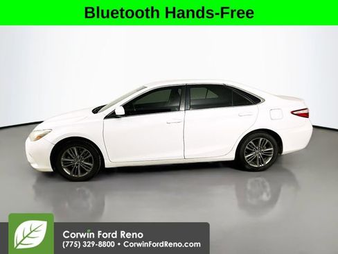 Used 2015 Toyota Camry SE image 4