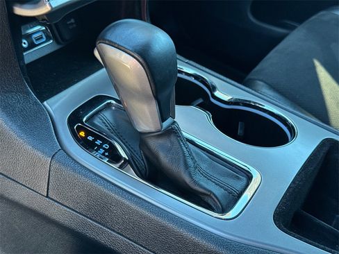 Certified 2021 Jeep Grand Cherokee Laredo X image 26