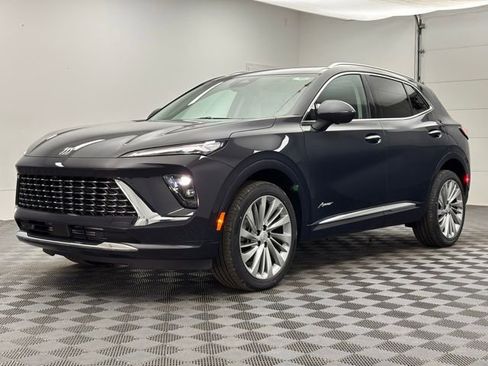 New 2026 Buick Envision Avenir image 2