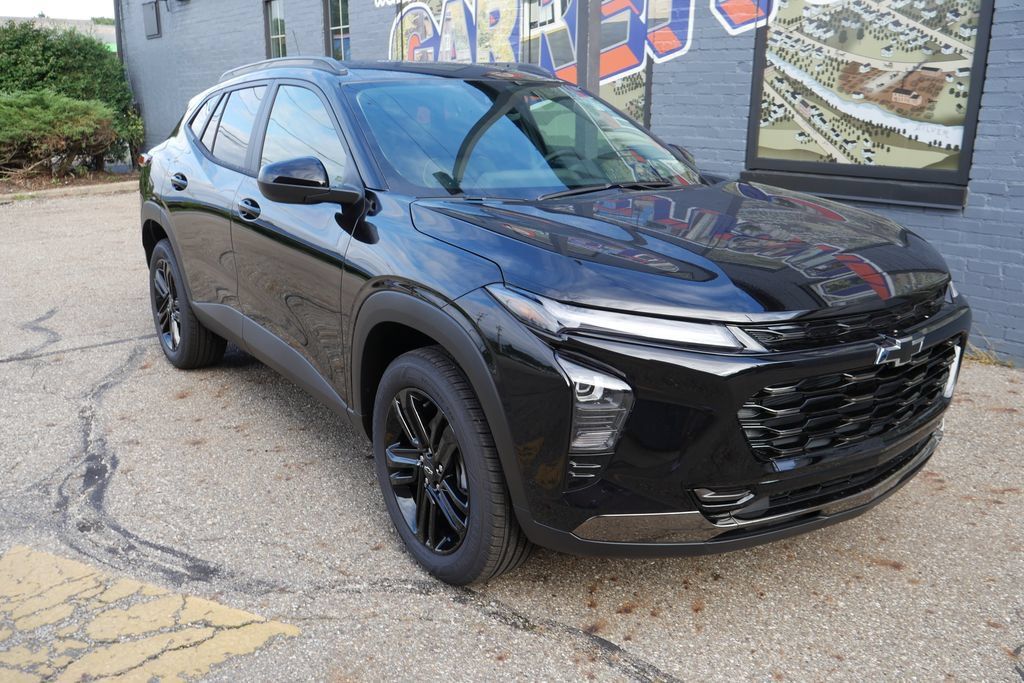 New 2026 Chevrolet Trax ACTIV w/ Sunroof Package FWD image 31