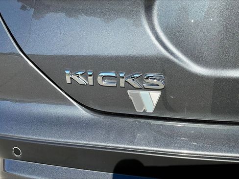 Certified 2025 Nissan Kicks Play S FWD image 24
