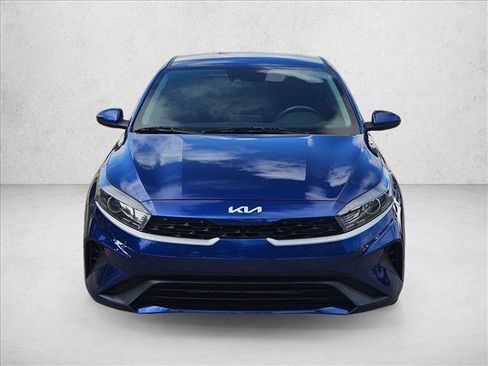 Used 2023 Kia Forte LXS FWD image 2