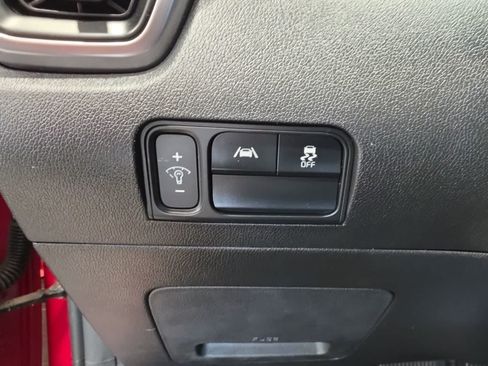 Used 2022 Kia Sorento S AWD/4WD image 19