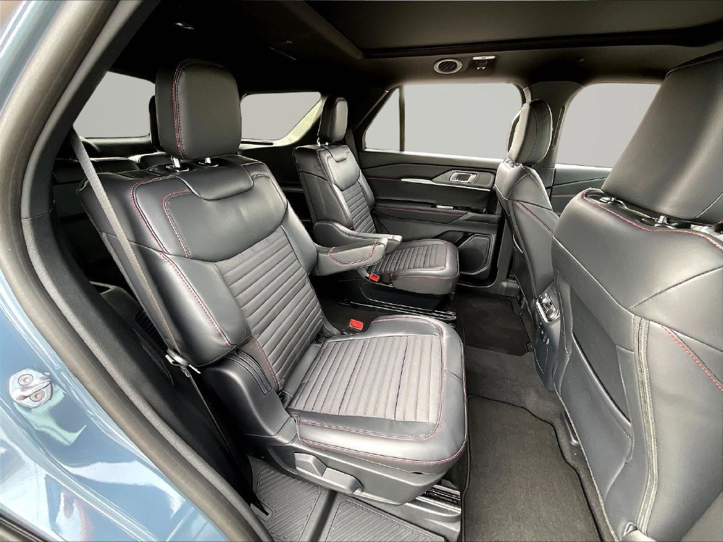 New 2027 Ford Explorer ST-Line w/ Premium Package AWD/4WD image 10
