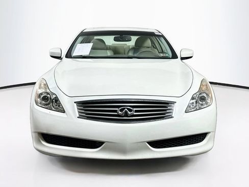 Used 2008 INFINITI G37 Journey w/ Premium Pkg RWD image 2