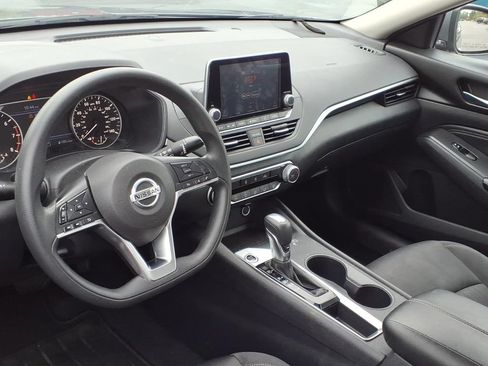 Used 2020 Nissan Altima 2.5 S FWD image 9