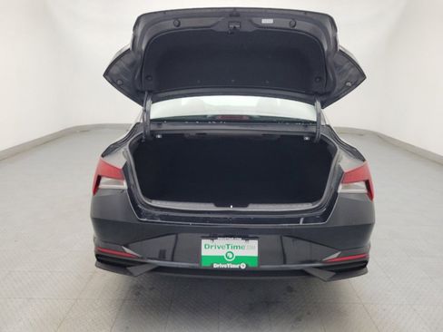 Used 2023 Hyundai Elantra SEL w/ Convenience Package image 29