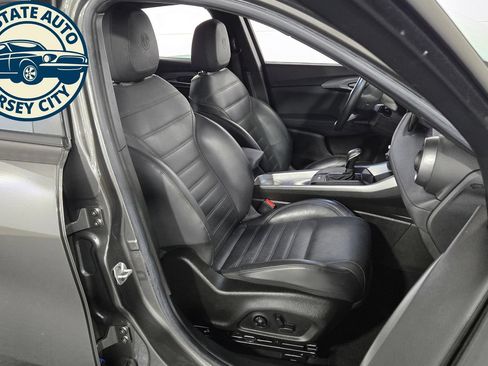 Used 2024 Alfa Romeo Tonale Ti w/ Active Assist Package AWD/4WD image 37