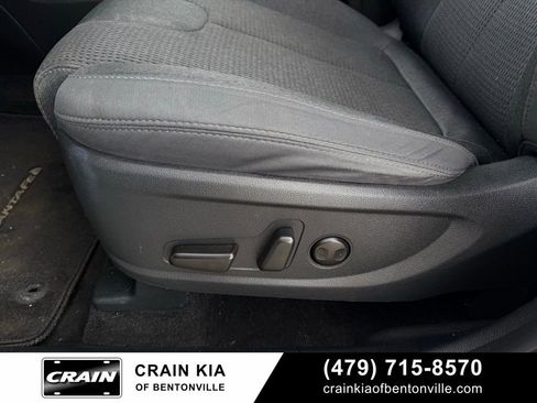 Used 2020 Hyundai Santa Fe SEL image 12