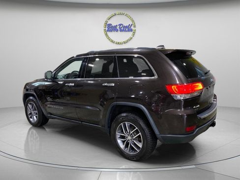 Used 2017 Jeep Grand Cherokee Limited w/ Trailer Tow Group IV AWD/4WD image 3