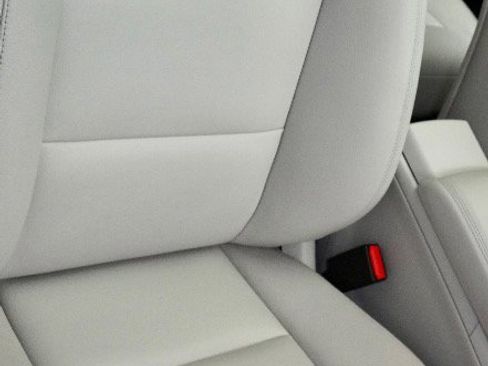 Used 2014 Mercedes-Benz CLA 250 4MATIC image 9