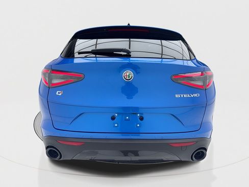 New 2025 Alfa Romeo Stelvio Sprint w/ Convenience Package image 10