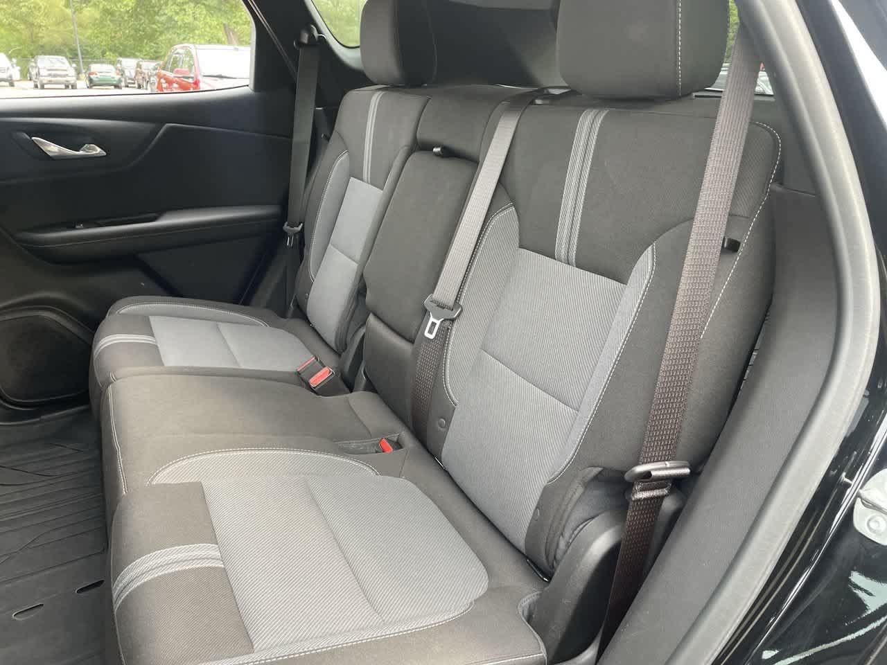 Used 2024 Chevrolet Blazer LT w/ Convenience Package AWD/4WD image 19