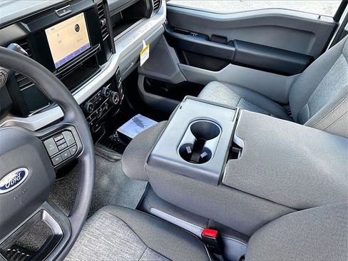 New 2026 Ford F250 XL w/ XL Chrome Package image 9