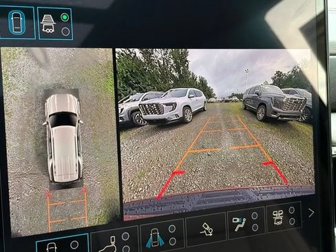 New 2026 GMC Yukon Denali w/ Denali Reserve Package AWD/4WD image 8