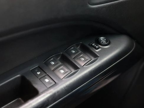 Used 2017 GMC Canyon SLE w/ All Terrain X Package AWD/4WD image 44
