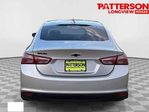 Used 2021 Chevrolet Malibu LT w/ Redline Edition FWD image 4