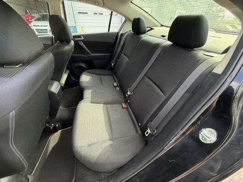 Used 2013 MAZDA MAZDA3 i SV image 11