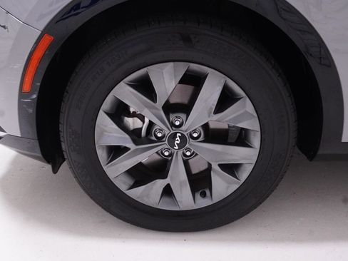 Used 2024 Kia Sportage SX FWD image 12