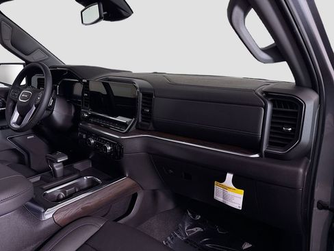 New 2026 GMC Sierra 1500 SLT w/ SLT Premium Package image 30