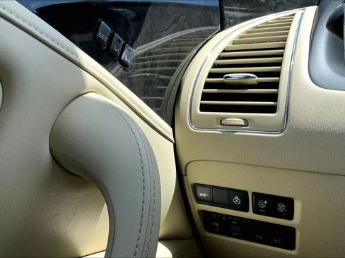 Used 2020 INFINITI QX80 Luxe w/ Sensory Package AWD/4WD image 34
