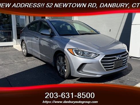 Used 2017 Hyundai Elantra SE FWD image 7