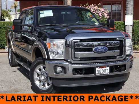 Used 2012 Ford F250 Lariat w/ Lariat Interior Pkg image 2