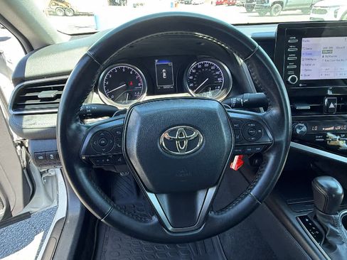 Used 2023 Toyota Camry SE FWD image 18