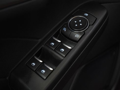 Used 2022 Ford Escape Titanium w/ Class II Trailer Tow Package image 18