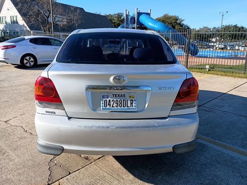 Used 2005 Toyota Echo Base 4dr Sedan image 4