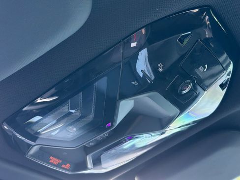 Used 2025 BMW X3 xDrive30i w/ Premium Package image 24