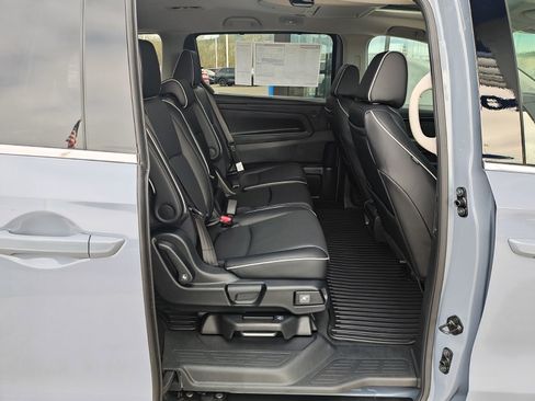 New 2026 Honda Odyssey Elite image 12