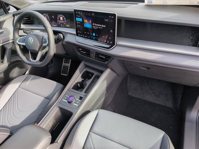 New 2026 Volkswagen Tiguan SE R-Line FWD image 29
