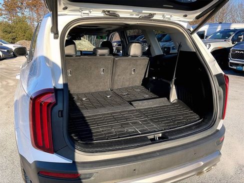 Used 2022 Kia Telluride EX w/ Towing Package image 37