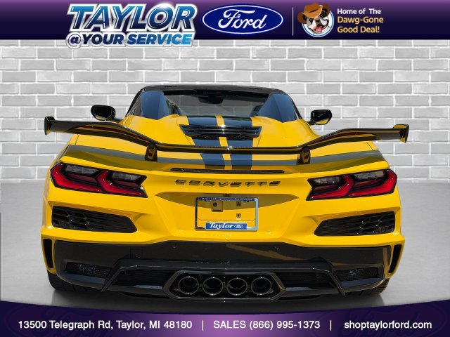 Used 2026 Chevrolet Corvette Z06 RWD image 4
